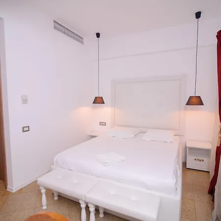 Decebal Hotel 4*