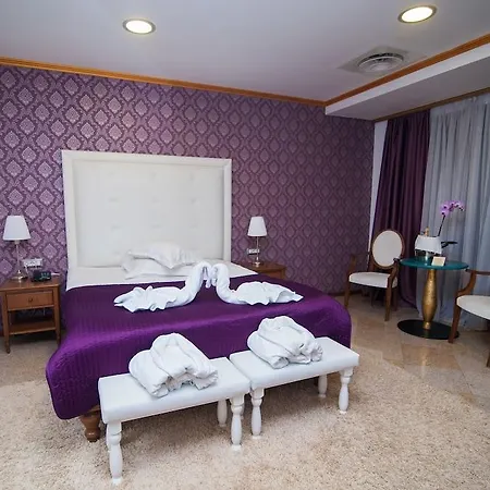 Decebal 4*