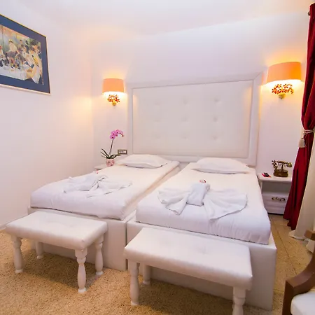 Decebal 4*