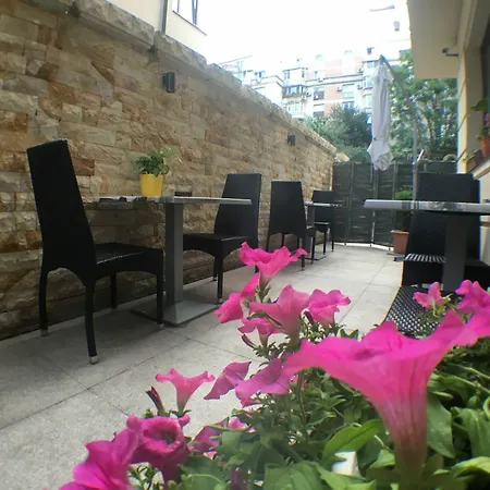 Decebal 4* Bucharest